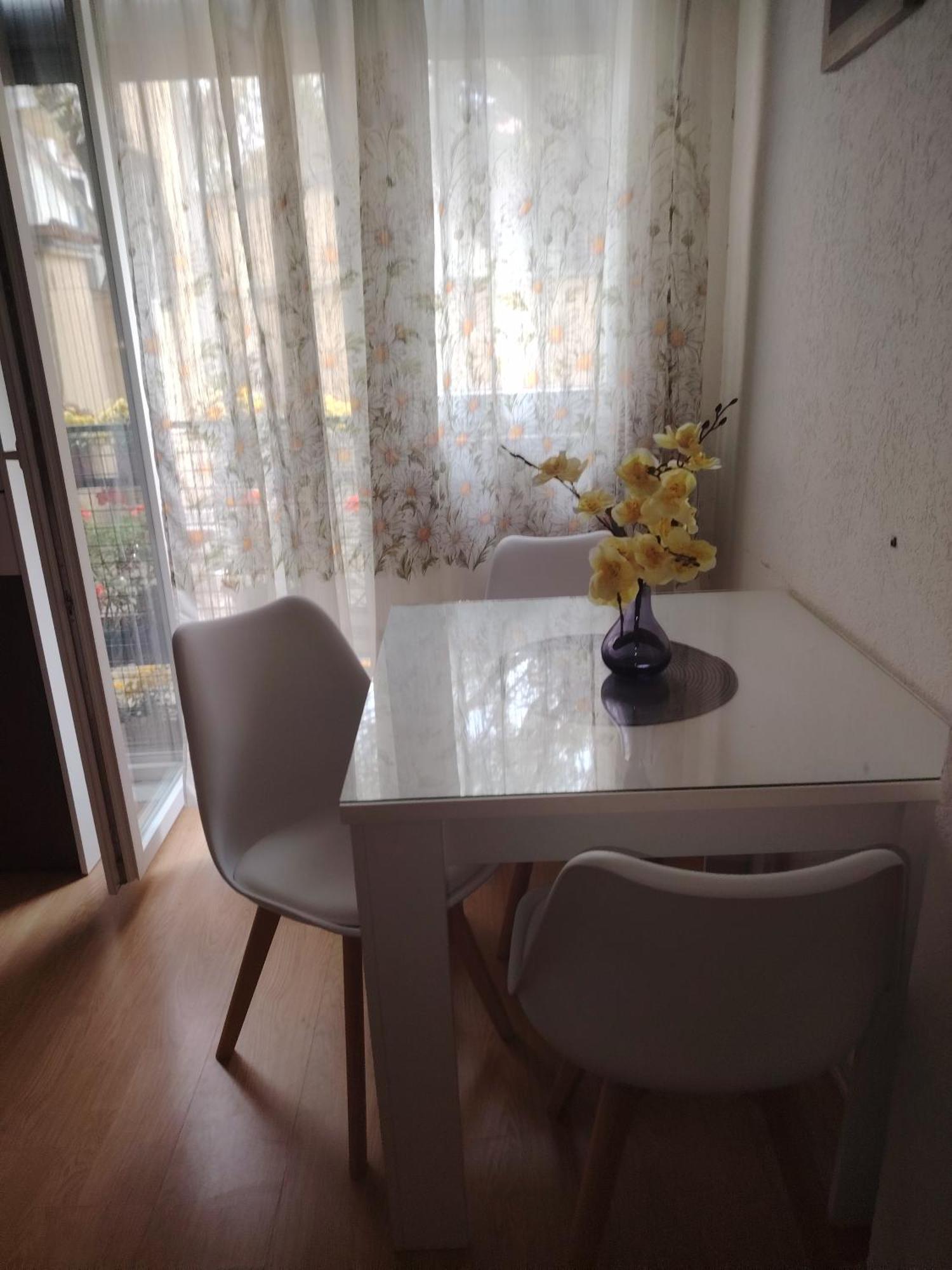 Cozy Max Studio Jagodina Bagian luar foto